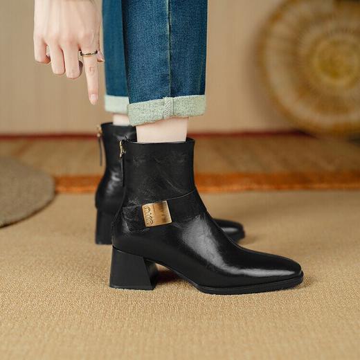 【预售5天】英伦风方头切尔西短靴女新款真皮后拉链瘦瘦靴粗跟高跟短靴NJMK&K1130 商品图4