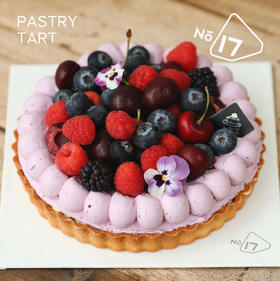 浆果莓梅酥皮挞