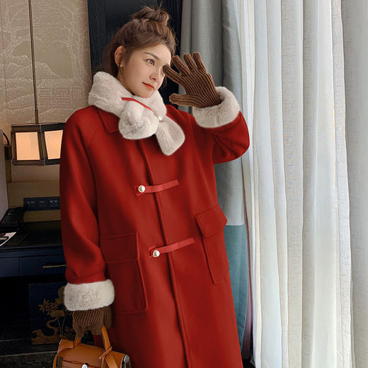 【GZ】无忧购法式温柔小香风珍珠纽扣毛毛围巾中长款毛呢外套9028# （截单后7天发货)25年清仓捡漏 商品图4