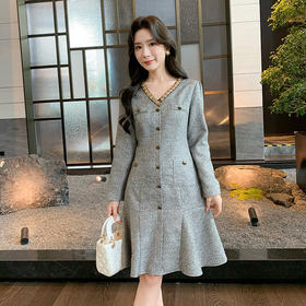 奢姿2024年秋季新款大码女装V领气质裙子胖妹妹鱼尾法式连衣裙9943891568