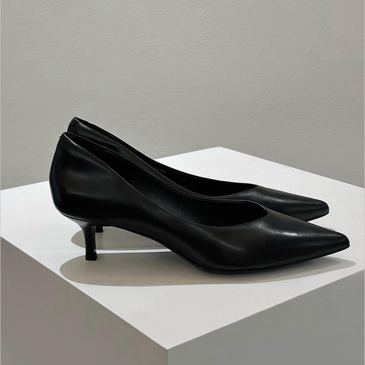 【顺丰包邮】33300 洛诗琳高货胎牛皮低跟尖头真皮高跟鞋11213 商品图4