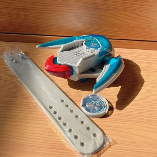 【春上新】8楼 乐高 万代 赛罗圆币手镯 现价249元 商品图2