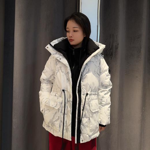 ZNB连帽墨画涂鸦中款羽绒服(白） 冬季 000024102212 商品图0
