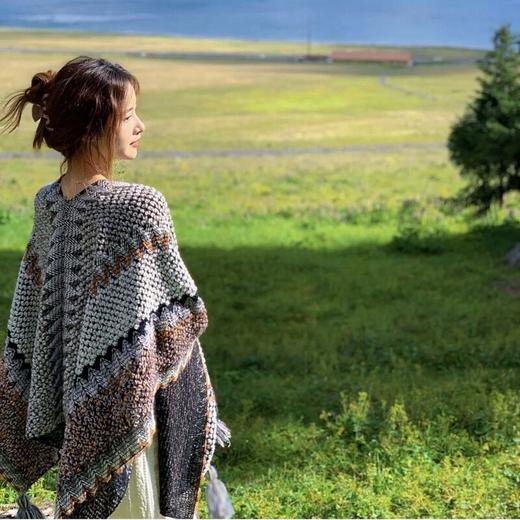 【明星同款披肩女；谁穿都好看！】文艺范十足的民族风披肩，穿上它，仿佛走入丽江大理的童话世界；时尚围巾，让你不再为搭配烦恼！ 商品图10