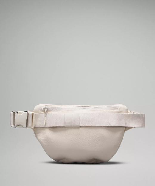 黑五好折！lululemon City 2.5L腰包胸包 商品图4