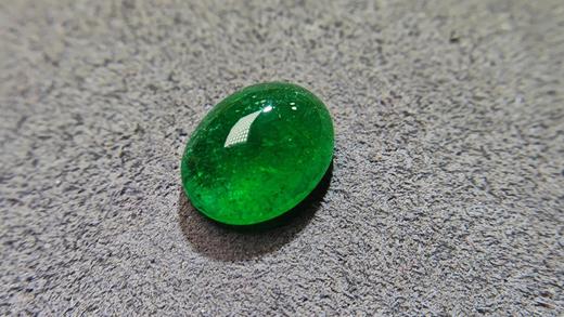 3.91ct蛋面祖母绿裸石 商品图2