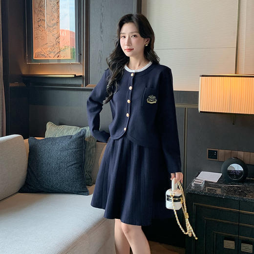 奢姿大码女装2025秋季减龄绣花针织两件套胖妹妹花边拼接时尚套装9844969349 商品图1