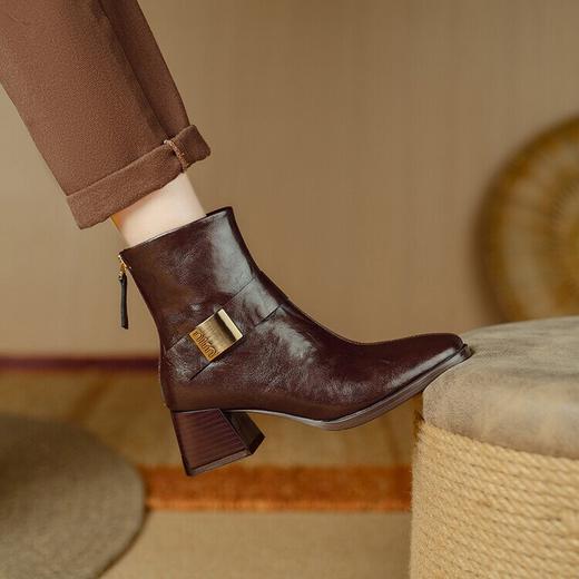 【预售5天】英伦风方头切尔西短靴女新款真皮后拉链瘦瘦靴粗跟高跟短靴NJMK&K1130 商品图2