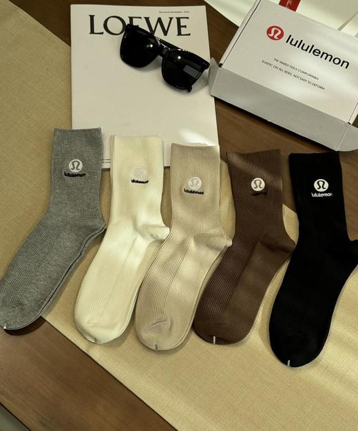 纯原单Lulu家lemon经典刺绣logo纯棉休闲中筒袜女款夏季新款，镂空透气设计（CO） 商品图0