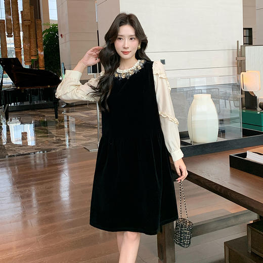 奢姿大码女装2025春季减龄荷叶边拼接连衣裙胖妹妹时尚丝绒裙子9943855633 商品图1