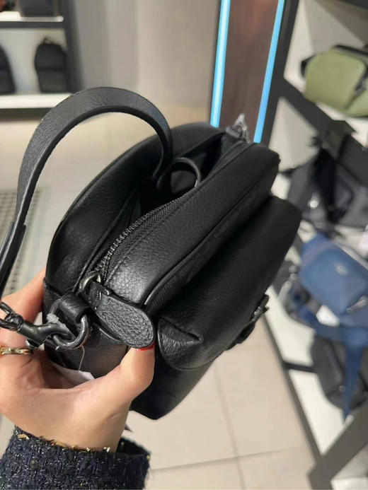 🔥💰1650直邮到手✈️🇺🇸 Coach 男士Warner挎包，各种场合轻松驾驭 21.5x15x6cm 商品图4