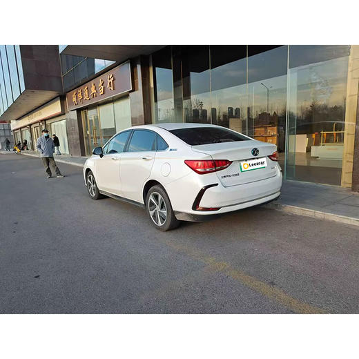 北京汽车 EU5  R550 智潮版【长租-北京】 商品图4