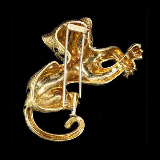 独角鹿西洋古董 1980年代法国出品18K黄金镶嵌祖母绿钻石及珐琅猎豹造型胸针 商品图2