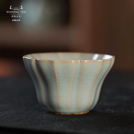 问鼎汝瓷 鼎峰系列 天青辛丑瓜棱杯 商品图0
