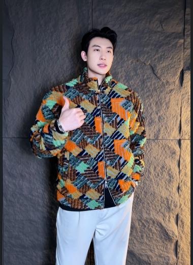 WT31秋冬休闲外套上衣夹克户外情侣宽松印花彩虹色韩版街头风 商品图0