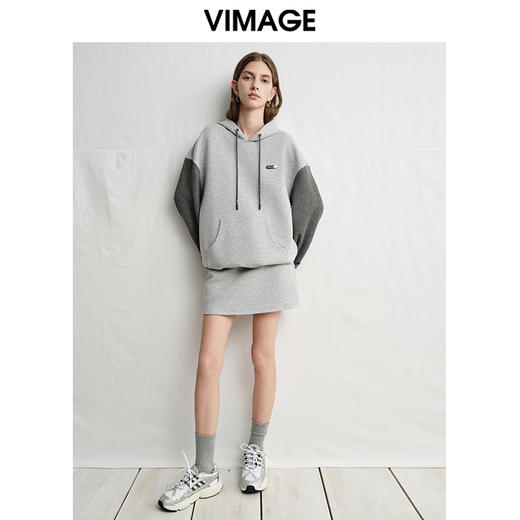 VIMAGE纬漫纪棉质舒适美式休闲百搭灰色短裙半身裙春季新款V2306901 商品图1