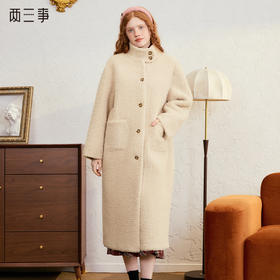 【暖冬内购】两三事 奶昔映雪 2024冬季新款时尚围脖领羊羔绒外套女长款宽松