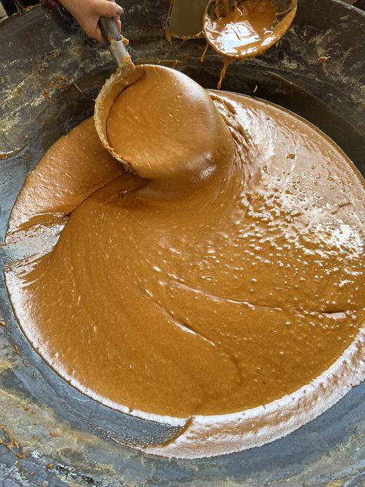 【产地直发—边城拾味手工红糖】源自西双版纳傣家手工红糖，精心培育每一根甘蔗，好甘蔗才有好红糖。经手工熬制，甜而不腻，保留了甘蔗原汁原味的清香！ 商品图8