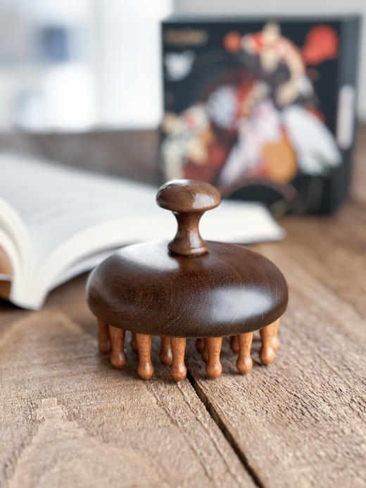 🔥【泓林控股高端檀木圆盘按摩梳】一梳到底，边梳边按摩头皮的梳子-头部经络按摩梳👌给你头骨酥麻感‼️上瘾‼️ 商品图6