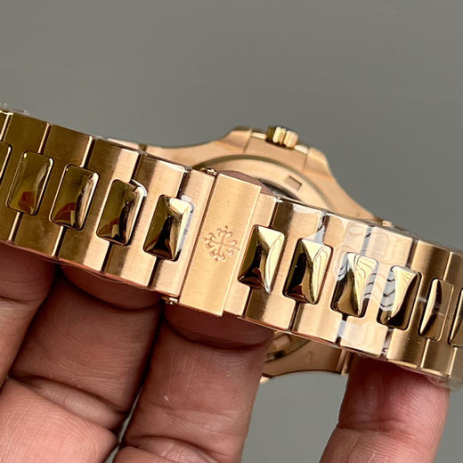 石英手表如何更换电池？自行更换还是求助专业人士更好呢 商品图2