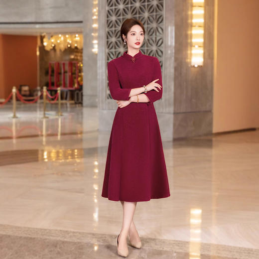 A1191冬季旗袍妈妈装婚宴礼服高贵大码喜婆婆礼服改良旗袍复古连衣裙女 商品图4