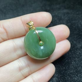 玉美人菲菲#18K和田玉碧玉平安扣吊坠约25mm