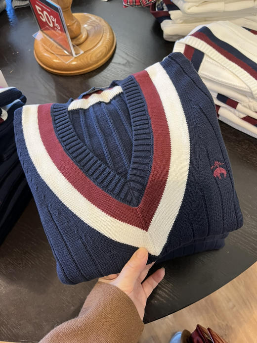 黑五好折！Brook Brothers 布克兄弟男士新款V领针织衫 商品图2