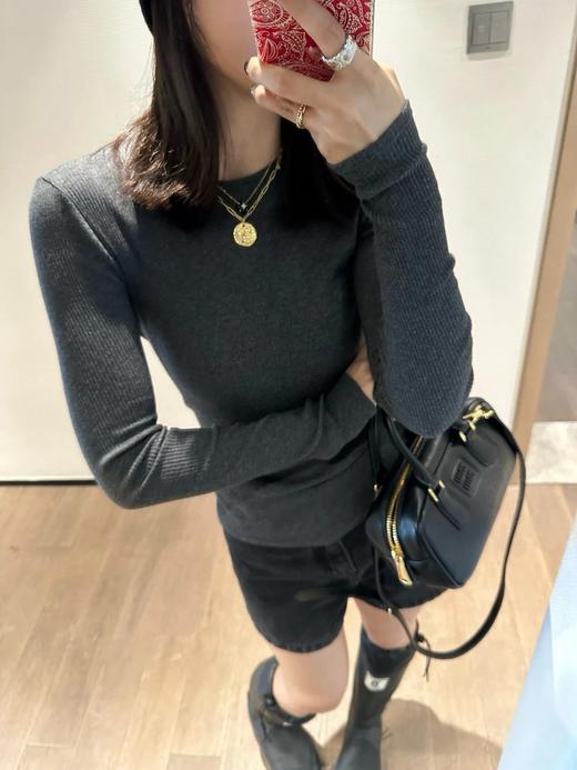 Monica链条麋鹿金币毛衣链项链 商品图6