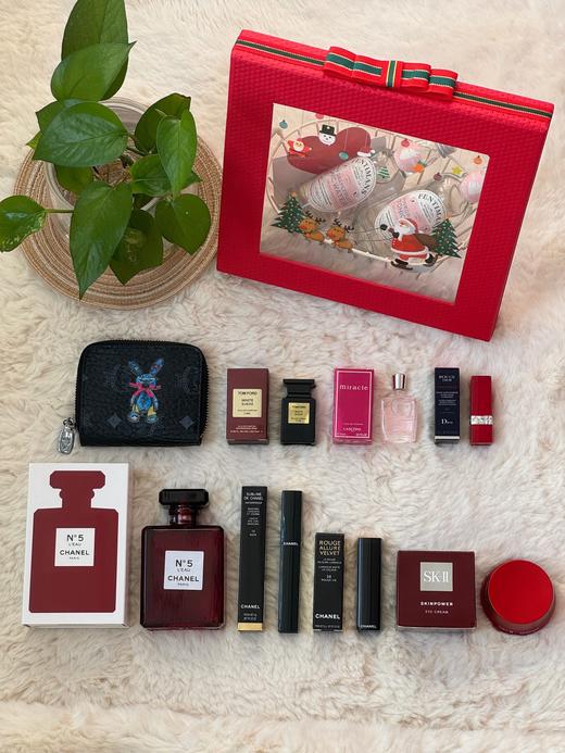 B120324暖心圣诞节礼物～香水+口红+睫毛膏+钱包礼盒 商品图6