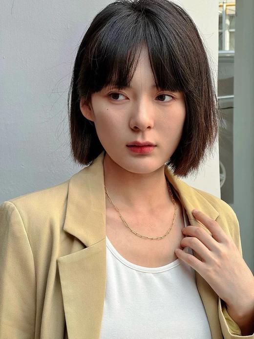 Monica链条麋鹿金币毛衣链项链 商品图9