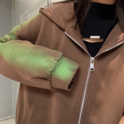 Z1连帽拉链袖边撞色喷漆加绒卫衣外套（卡其） 冬季 244050090321 商品图3