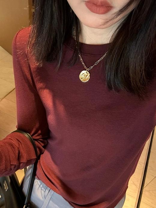 Monica链条麋鹿金币毛衣链项链 商品图1