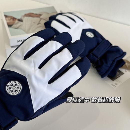 💥秋冬出行必备好物❗❗防风保暖加绒可触屏手套仅需29.9💰保暖！触屏！防水防风❗✅面料涤纶+耐低温材料，抗风防滑耐磨 ✅内里加绒加厚，亲肤保暖，超强蓄热 👍全家必备，一副手套在手，冬天出门不愁❤ 商品图3