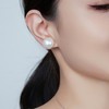 【挚友限定】(经典款)18K金澳白珍珠耳夹 扁圆形极光等级 商品缩略图2
