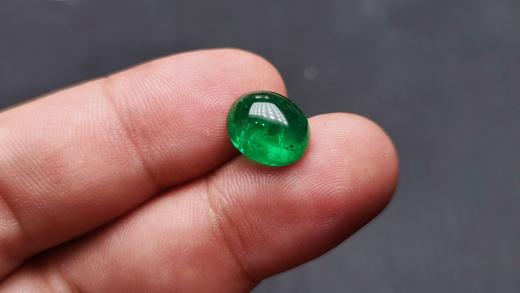 3.56ct蛋面祖母绿裸石 商品图4