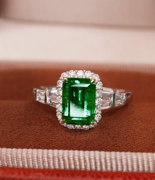 1.29ct刻面祖母绿戒指 商品图0