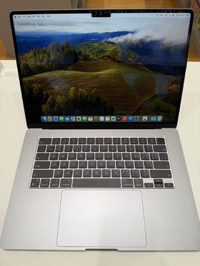 Mac book air 15英寸 M3处理器8+512G 深空灰色99新