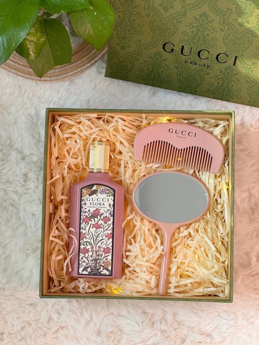 B120326解决直男选礼物的苦恼粉绮梦香水100ml+化妆镜+梳子+灯串+拉菲草圣诞节礼盒 商品图4