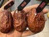 新疆和田大枣 ，各种大小等级。顶级接近小鸡蛋大小，皮薄肉厚核小，糯叽叽，甜甜的，微微酸。好几口才能吃完一颗，吃起来很过瘾，适合生吃哦~ 商品缩略图0