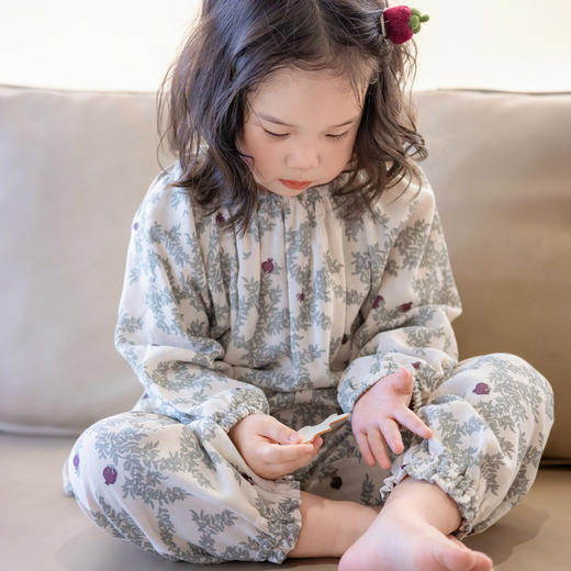 【云优选】BabyStormi宝宝秋冬季家居服双层竹棉纱布女童长袖套装竹纤维儿童睡衣（周六日不发货） 商品图4