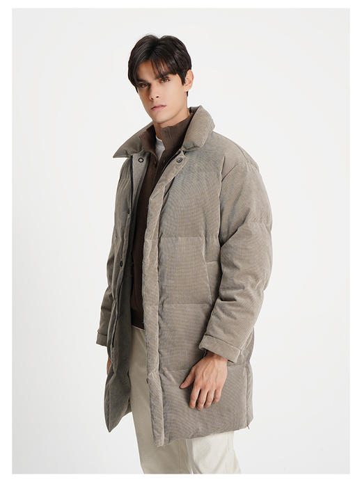 callisto“绒”系列卡其色鹅绒羽绒服 商品图3