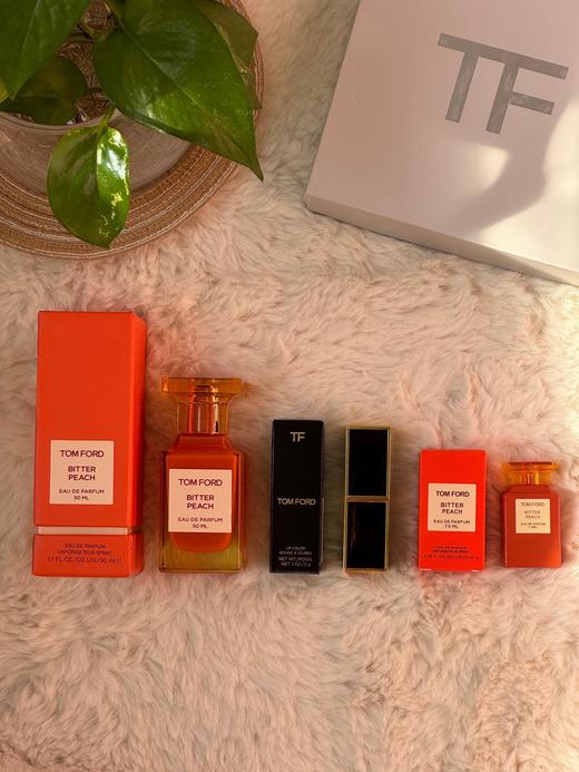 B120330新一代表白利器~苦桃香水50ml+16#口红圣诞节礼盒 商品图4