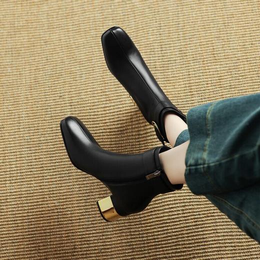 【预售5天】英伦方头复古中跟粗跟皮带扣装饰短靴女气质侧拉链裸靴子ZF&24-236 商品图1