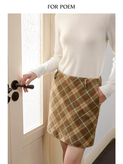 ForPoem 现货 24/FW原创设计斜裁羊毛格纹A摆短款半身裙 商品图4