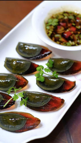 稻糠裹泥｜青皮侠老式松花蛋🥚