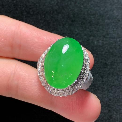 蛋面翡翠戒指 商品图0