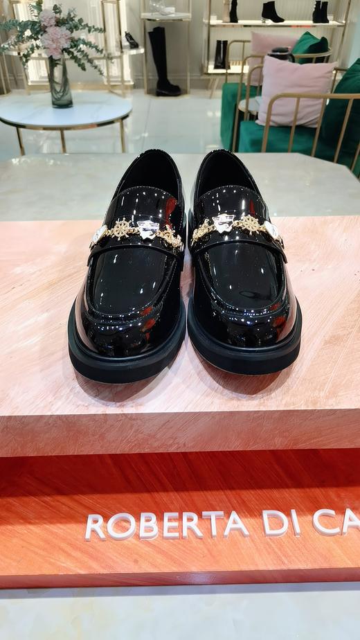 【云粉节】【7折】BF楼诺贝达25年春时尚单鞋RS257005吊牌价2580 商品图1