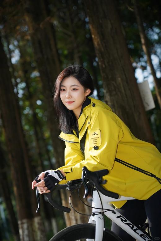 ​顶奢款🔥户外三合一【石墨烯羽绒冲锋衣】一件=三防登山服➕颗粒石墨烯羽绒服✔️专为户外设计，轻松应对多种天气❗️情侣同款❗️ 商品图2