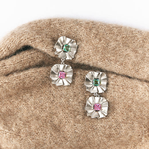 lost in echo2025春季新款轻奢高级水滴心形褶皱925纯银耳环耳饰 商品图1