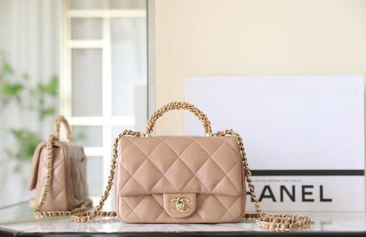 香奈儿24B秋冬系列拧链手柄邮差包小号奶茶色（HH） 商品图0